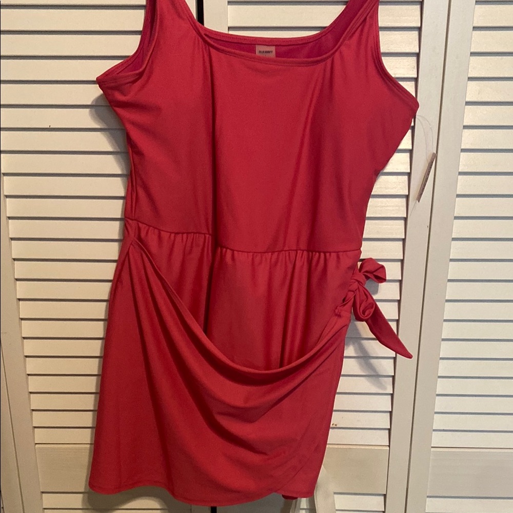 Old navy skirted swimsuit